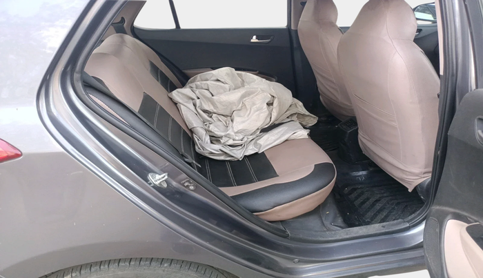 2015 Hyundai Grand i10 SPORTZ 1.2 KAPPA VTVT, Petrol, Manual, 71,011 km, interior