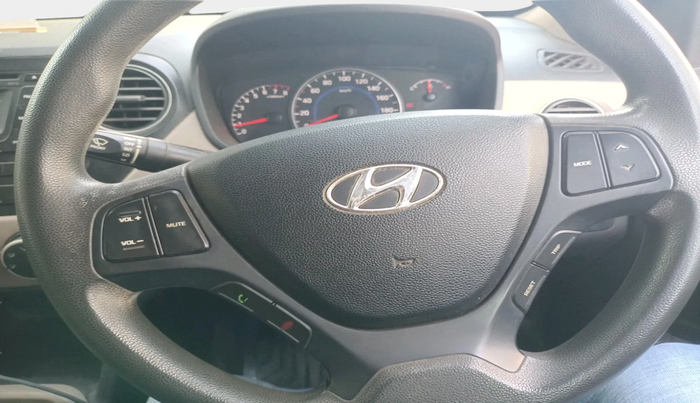 2015 Hyundai Grand i10 SPORTZ 1.2 KAPPA VTVT, Petrol, Manual, 71,011 km, interior