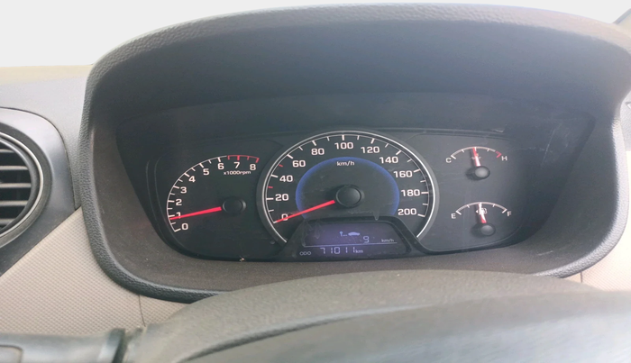 2015 Hyundai Grand i10 SPORTZ 1.2 KAPPA VTVT, Petrol, Manual, 71,011 km, interior