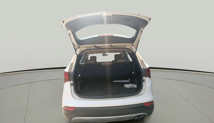 2014 Hyundai Santa Fe 2 WD AT, Diesel, Automatic, 1,09,918 km, exterior