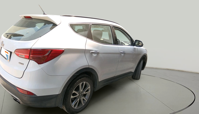 2014 Hyundai Santa Fe 2 WD AT, Diesel, Automatic, 1,09,918 km, exterior
