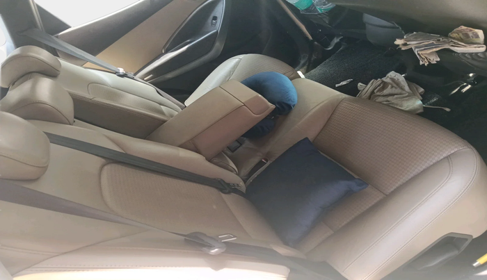 2014 Hyundai Santa Fe 2 WD AT, Diesel, Automatic, 1,09,918 km, interior