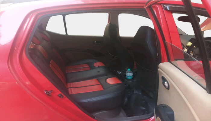 2011 Hyundai i10 SPORTZ 1.2 AT, Petrol, Automatic, 24,975 km, interior