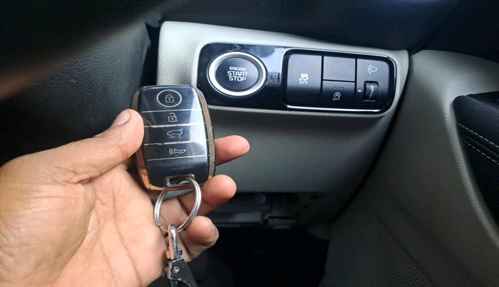 2023 KIA SONET HTX 1.0 DCT, Petrol, Automatic, 19,161 km, interior