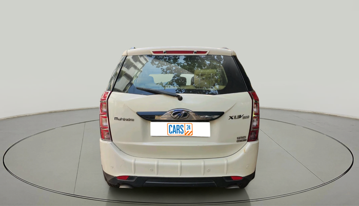 2017 Mahindra XUV500 W10 AT, Diesel, Automatic, 63,809 km, exterior