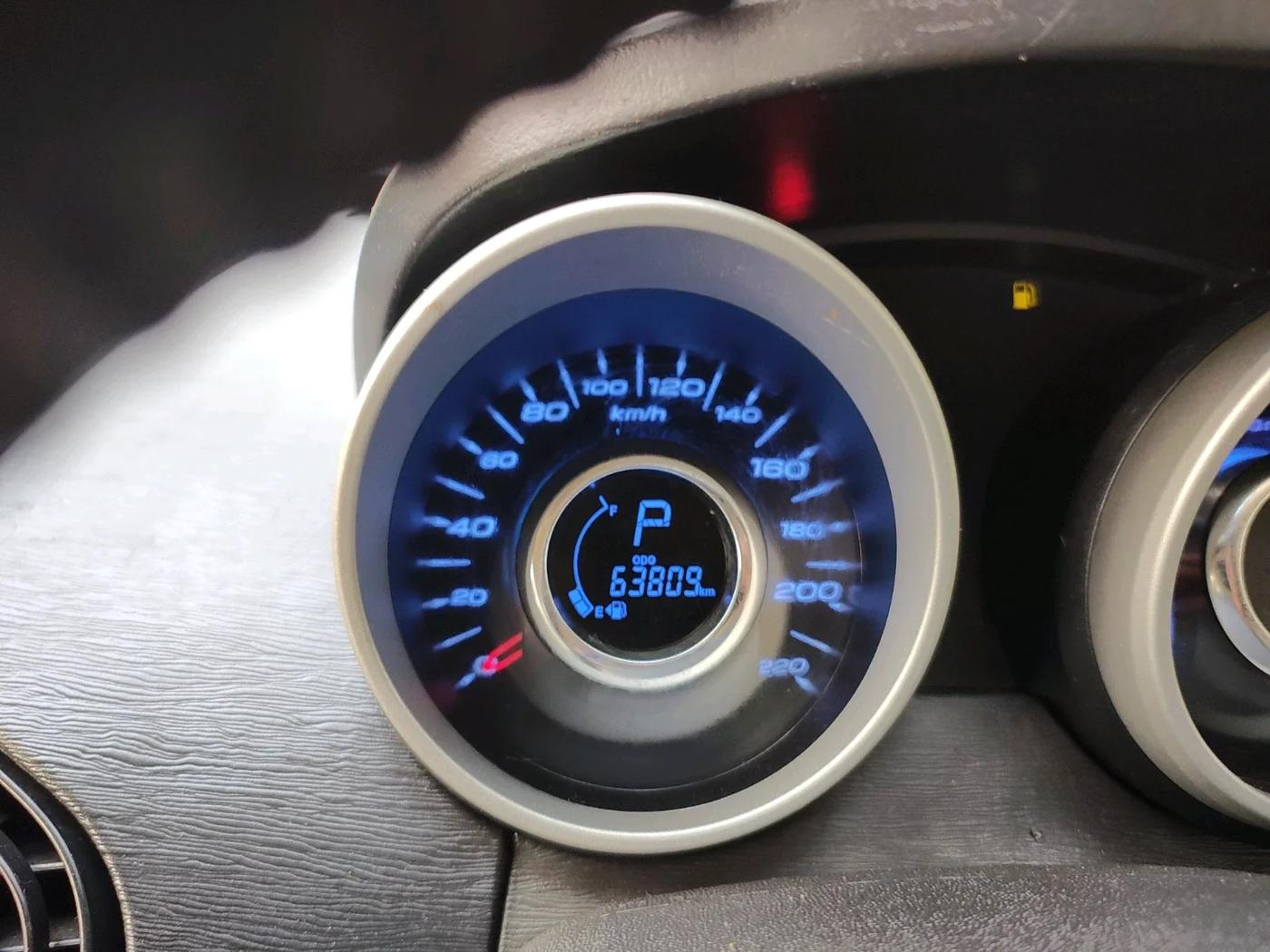2017 Mahindra XUV500 W10 AT, Diesel, Automatic, 63,809 km, interior