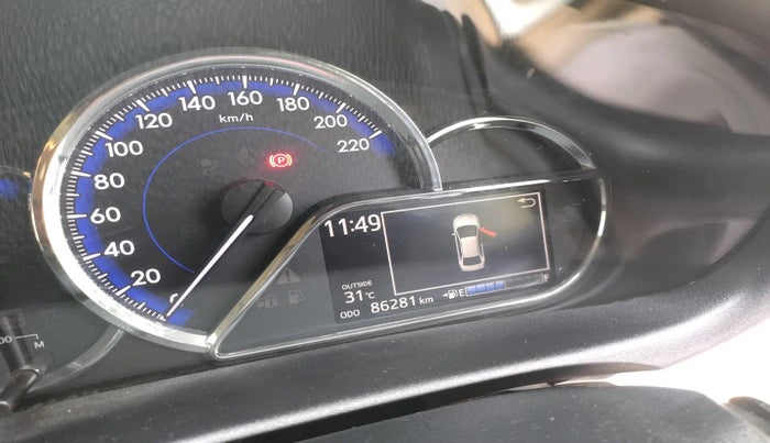 2018 Toyota YARIS V MT, Petrol, Manual, 86,281 km, interior