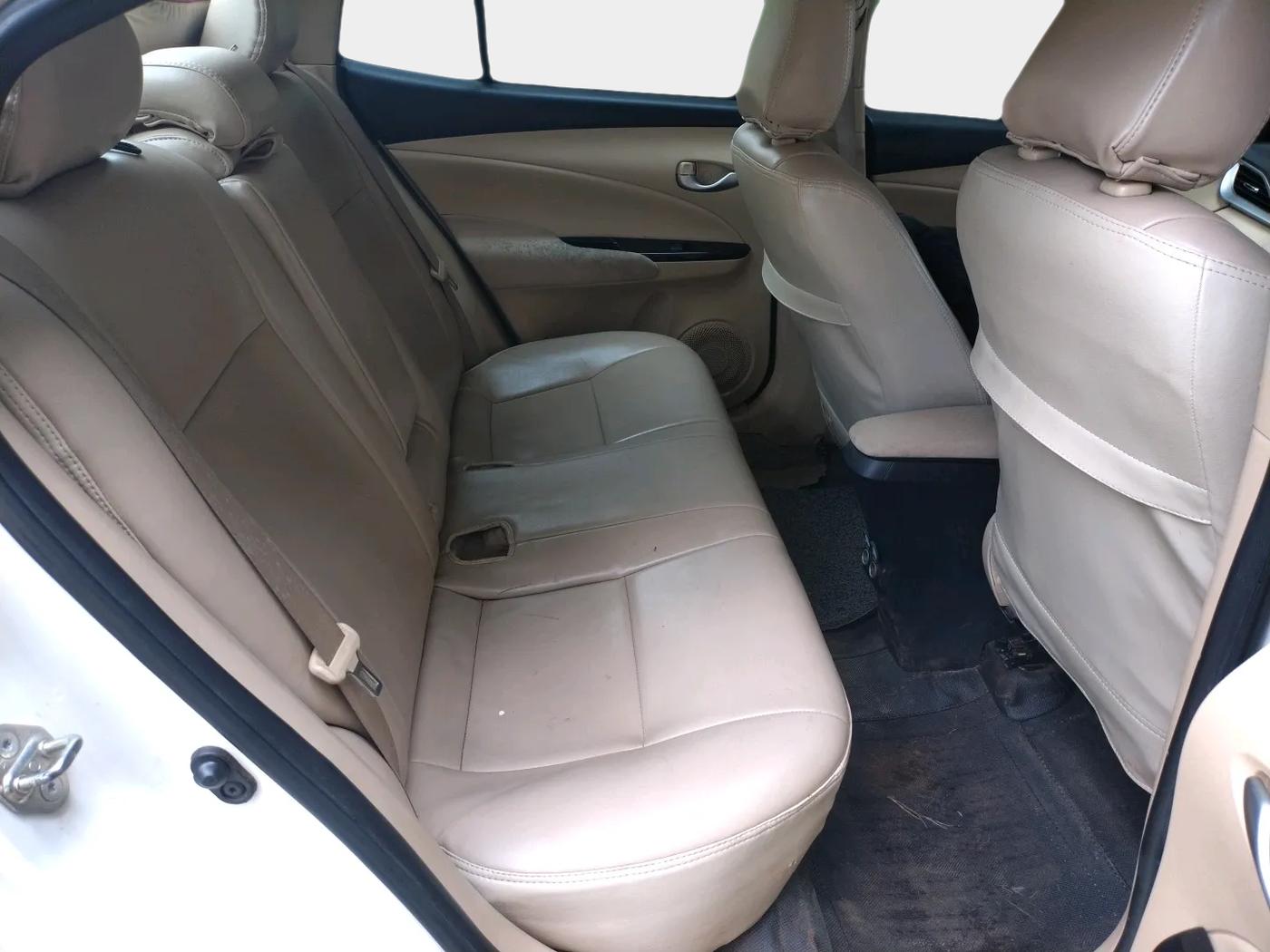 2018 Toyota YARIS V MT, Petrol, Manual, 86,281 km, interior