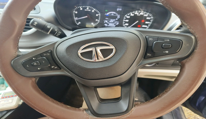 2023 Tata ALTROZ XT PETROL, Petrol, Manual, 20,939 km, interior