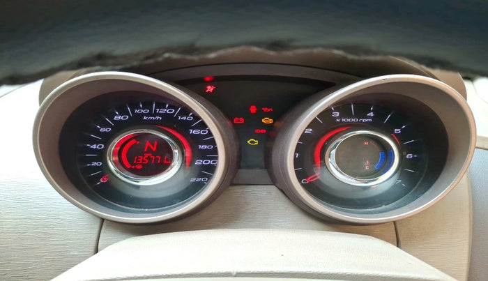 2012 Mahindra XUV500 W8, Diesel, Manual, 1,35,779 km, interior