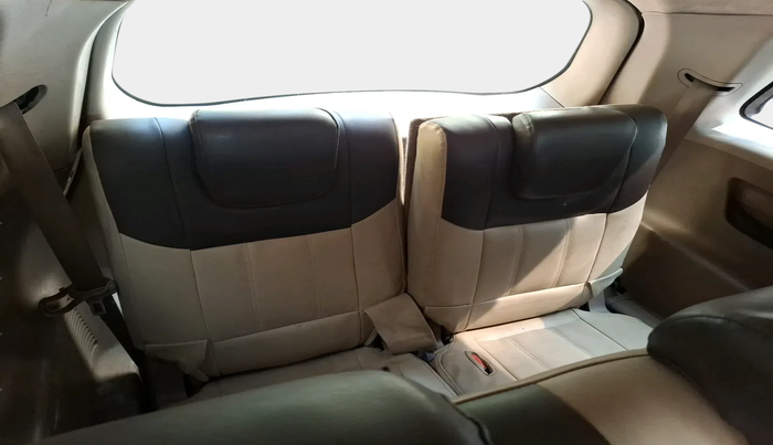 2012 Mahindra XUV500 W8, Diesel, Manual, 1,35,779 km, interior