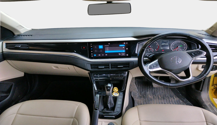 2022 Volkswagen VIRTUS HIGHLINE TSI 1.0 AT, Petrol, Automatic, 44,521 km, interior