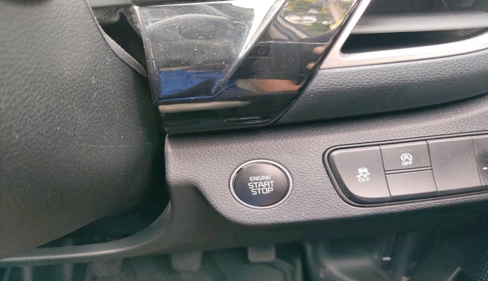 2023 KIA SELTOS  HTK PLUS 1.5 PETROL MT, Petrol, Manual, 24,091 km, interior