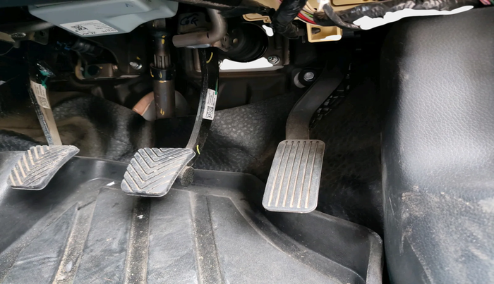 2023 KIA SELTOS  HTK PLUS 1.5 PETROL MT, Petrol, Manual, 24,091 km, interior