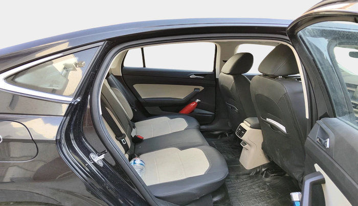 2024 Skoda SLAVIA STYLE 1.0L TSI AT, Petrol, Automatic, 4,050 km, interior