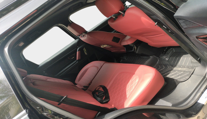 2023 Tata Safari XZA PLUS DARK EDITION, Diesel, Automatic, 9,454 km, interior