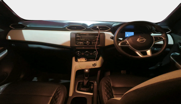 2022 Nissan MAGNITE XV EXECUTIVE TURBO CVT, Petrol, Automatic, 15,401 km, interior