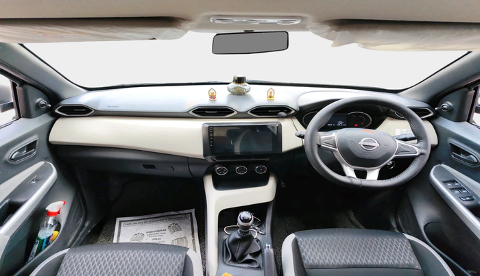 2024 Nissan MAGNITE XE, Petrol, Manual, 1,720 km, interior