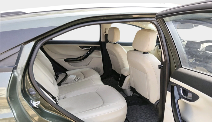 2022 Tata NEXON XZ PLUS (PREMIUM) PETROL, Petrol, Manual, 52,348 km, interior