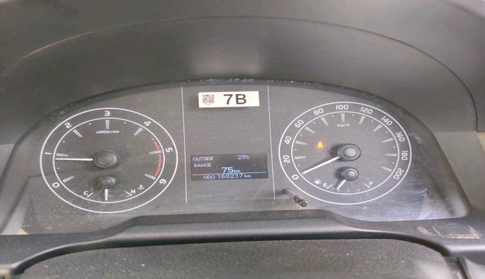 2020 Toyota Innova Crysta 2.4 GX 8 STR, Diesel, Manual, 1,68,237 km, interior