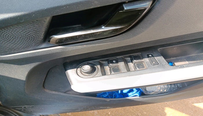 2022 Tata PUNCH ACCOMPLISHED MT, Petrol, Manual, 39,664 km, interior