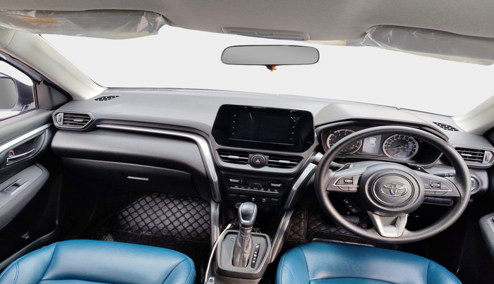 2024 Toyota URBAN CRUISER HYRYDER S AT NEO DRIVE, Petrol, Automatic, 4,322 km, interior