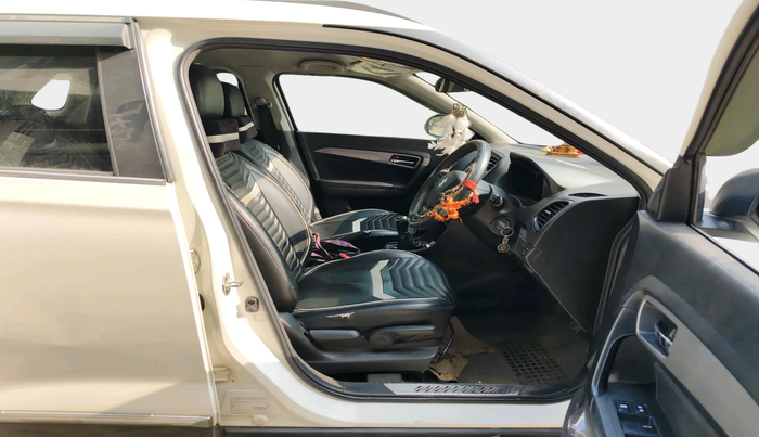 2019 Maruti Vitara Brezza ZDI, Diesel, Manual, 64,833 km, interior
