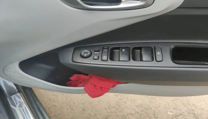 2024 Hyundai GRAND I10 NIOS SPORTZ 1.2 KAPPA VTVT, Petrol, Manual, 11,064 km, interior