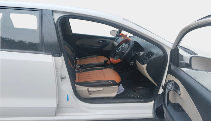 2013 Volkswagen Polo COMFORTLINE 1.2L PETROL, Petrol, Manual, 81,870 km, interior