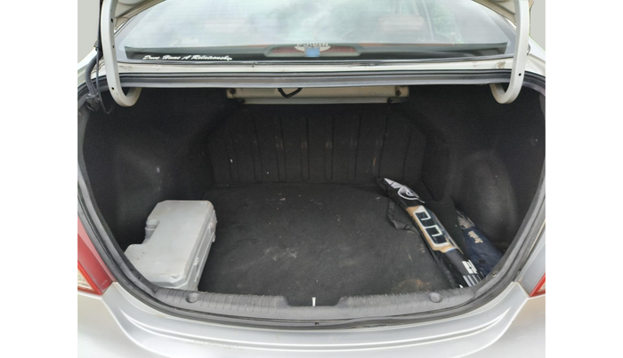 2014 Hyundai Verna FLUIDIC 1.6 CRDI SX, Diesel, Manual, 1,35,768 km, exterior