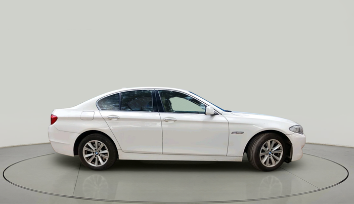 2010 BMW 5 Series 520D, Diesel, Automatic, 1,90,365 km, exterior