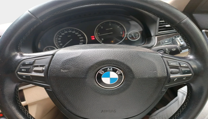 2010 BMW 5 Series 520D, Diesel, Automatic, 1,90,365 km, interior