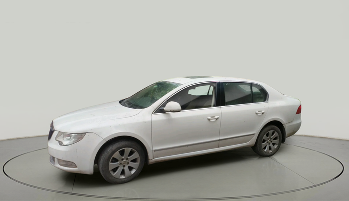 2013 Skoda Superb ELEGANCE 1.8 TSI MT, Petrol, Manual, 3,88,879 km, exterior