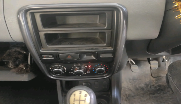 2014 Renault Duster 85 PS RXE DIESEL, Diesel, Manual, 2,26,100 km, interior