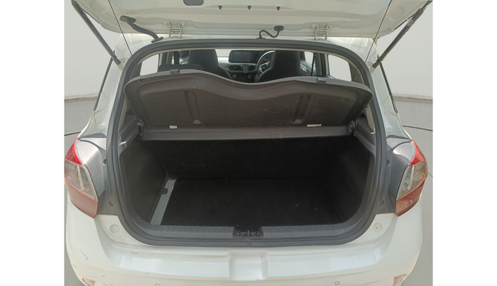 2020 Hyundai GRAND I10 NIOS ASTA AMT 1.2 KAPPA VTVT, Petrol, Automatic, 37,845 km, exterior