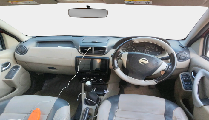 2014 Nissan Terrano XL D PLUS, Diesel, Manual, 2,22,661 km, interior