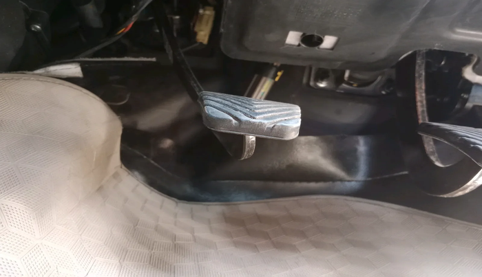 2012 Hyundai i20 MAGNA 1.2, Petrol, Manual, 30,956 km, interior