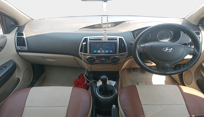 2012 Hyundai i20 MAGNA 1.2, Petrol, Manual, 30,956 km, interior