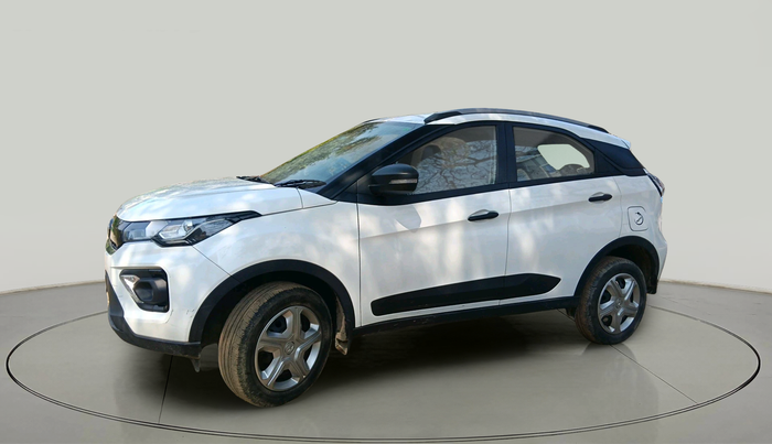 2023 Tata NEXON XM PLUS SUNROOF PETROL, Petrol, Manual, 24,322 km, exterior