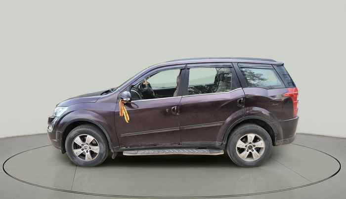 2014 Mahindra XUV500 W8, Diesel, Manual, 1,04,952 km, exterior