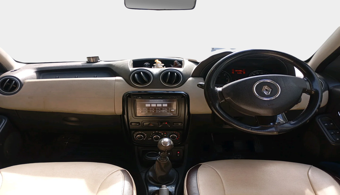 2013 Renault Duster 110 PS RXZ DIESEL, Diesel, Manual, 1,35,996 km, interior