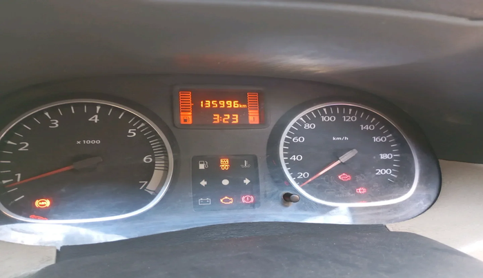 2013 Renault Duster 110 PS RXZ DIESEL, Diesel, Manual, 1,35,996 km, interior