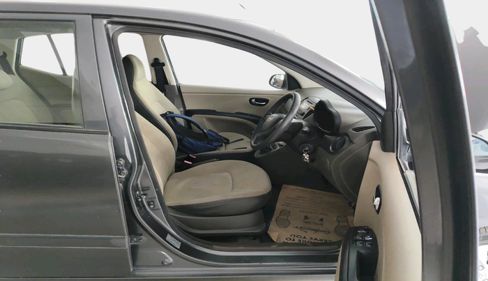 2011 Hyundai i10 SPORTZ 1.2, Petrol, Manual, 94,334 km, interior