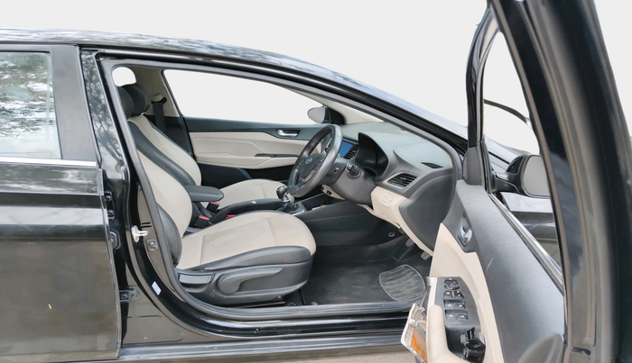 2018 Hyundai Verna 1.6 VTVT SX O, Petrol, Manual, 59,012 km, interior