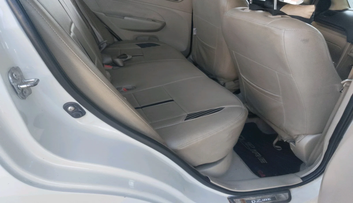 2016 Maruti Swift Dzire VDI, Diesel, Manual, 1,18,103 km, interior