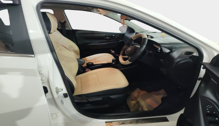 2023 Hyundai NEW I20 ASTA (O) 1.2 MT, Petrol, Manual, 30,451 km, interior
