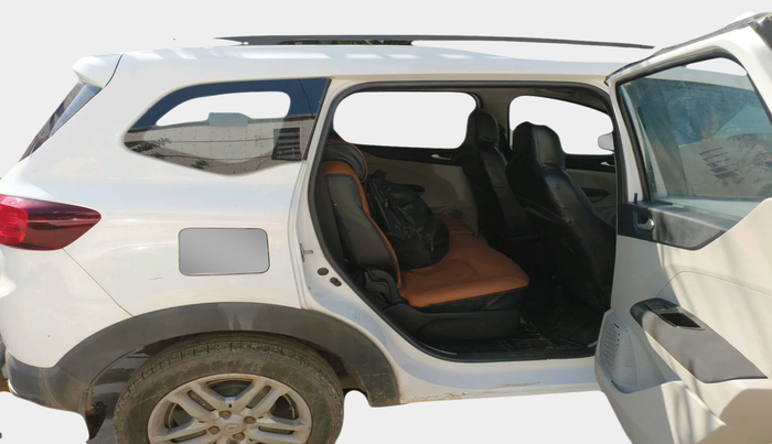 2020 Renault TRIBER RXZ, Petrol, Manual, 49,535 km, interior