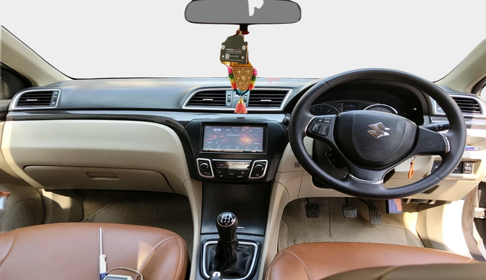 2017 Maruti Ciaz DELTA DIESEL 1.3, Diesel, Manual, 67,256 km, interior