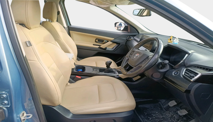 2021 Tata Safari XZ PLUS ADVENTURE 7STR, Diesel, Manual, 85,337 km, interior