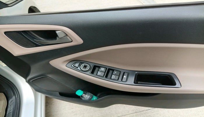 2016 Hyundai Elite i20 SPORTZ 1.2, Petrol, Manual, 71,131 km, interior